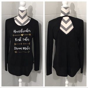 JERRY LEIGH PRINTED CUT OUT LONG SLEEVE T-SHIRT, L